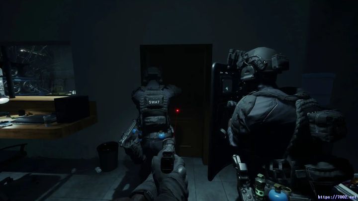 特警指挥官v7002.net 支持手柄|SWAT Commander--游戏本体-绿色免安装-解压即玩~